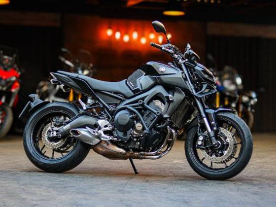 YAMAHA MT-09 YAMAHA MT-09